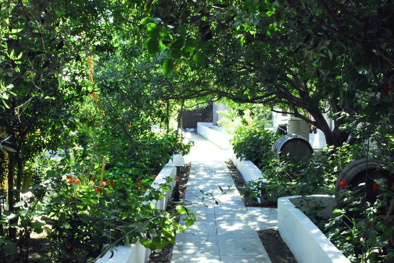 Milos Garden Apartment Adamantas  Exterior photo